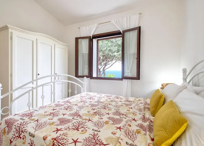 La Casa Del Guardiano Della Torre Tatil Evi