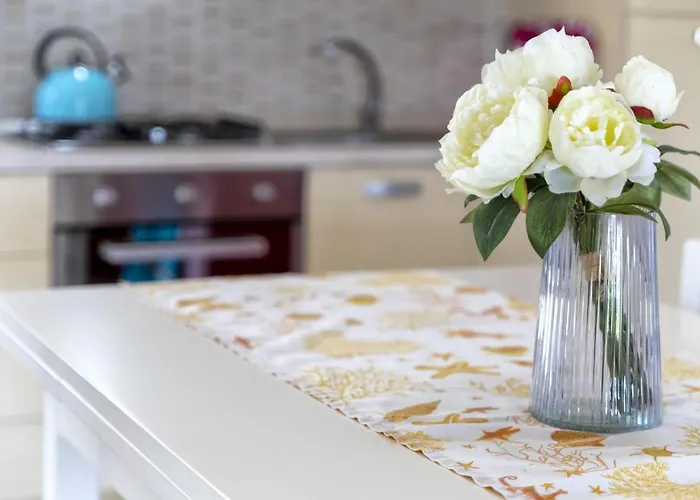 La Casa Del Guardiano Della Torre Trinità dʼAgultu