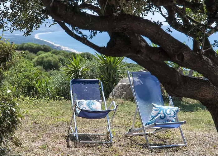 La Casa Del Guardiano Della Torre Trinità dʼAgultu