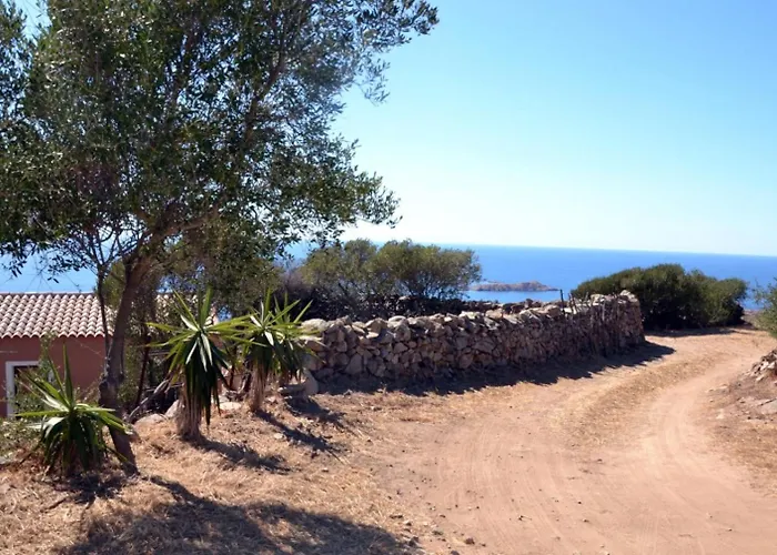 La Casa Del Guardiano Della Torre Tatil Evi